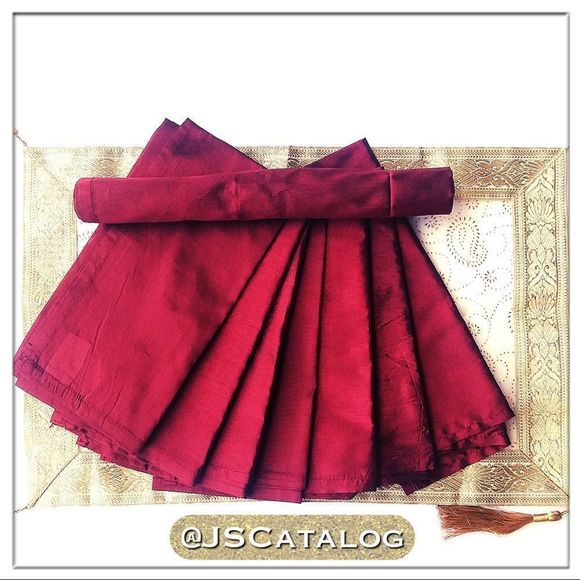 Set of 8 Wine Red Satin Table Serviettes/Napkins - Picture 1 of 3